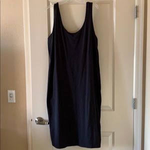 Women’s black body con dress